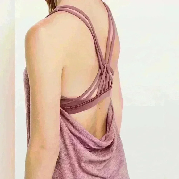 Lululemon Moment To Movement 2-In-1 Tank
Heathered Misty Merlot / Misty Merlot - Picture 4 of 10